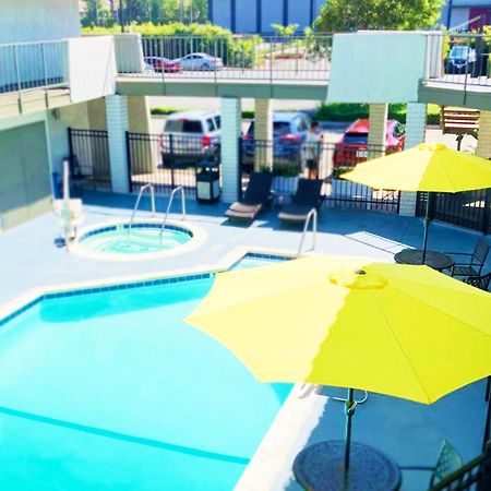 Bposhtels Anaheim Hostel Ngoại thất bức ảnh