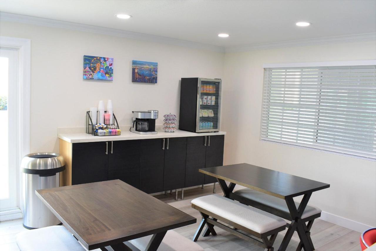 Bposhtels Anaheim Hostel Ngoại thất bức ảnh